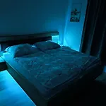 Fuchs Apartment *